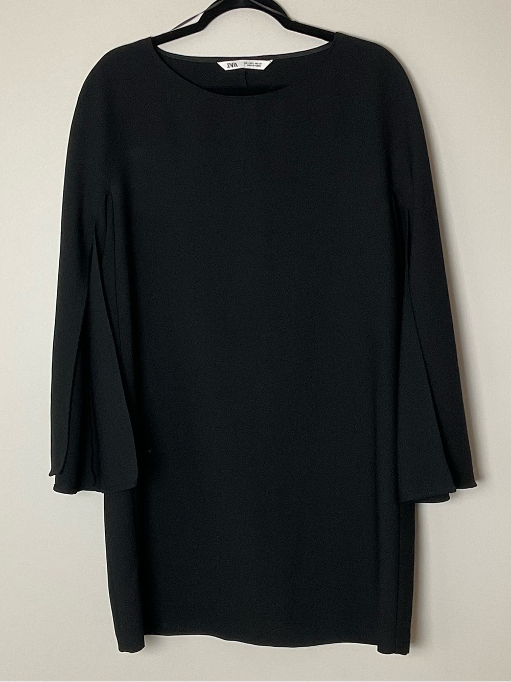 Zara Black Long-Sleeve Shift Dress Flared Sleeves Cocktail Minimalist Goth L